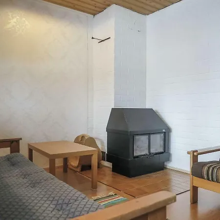 Holiday home Holiday Ranta-rasti 2 *